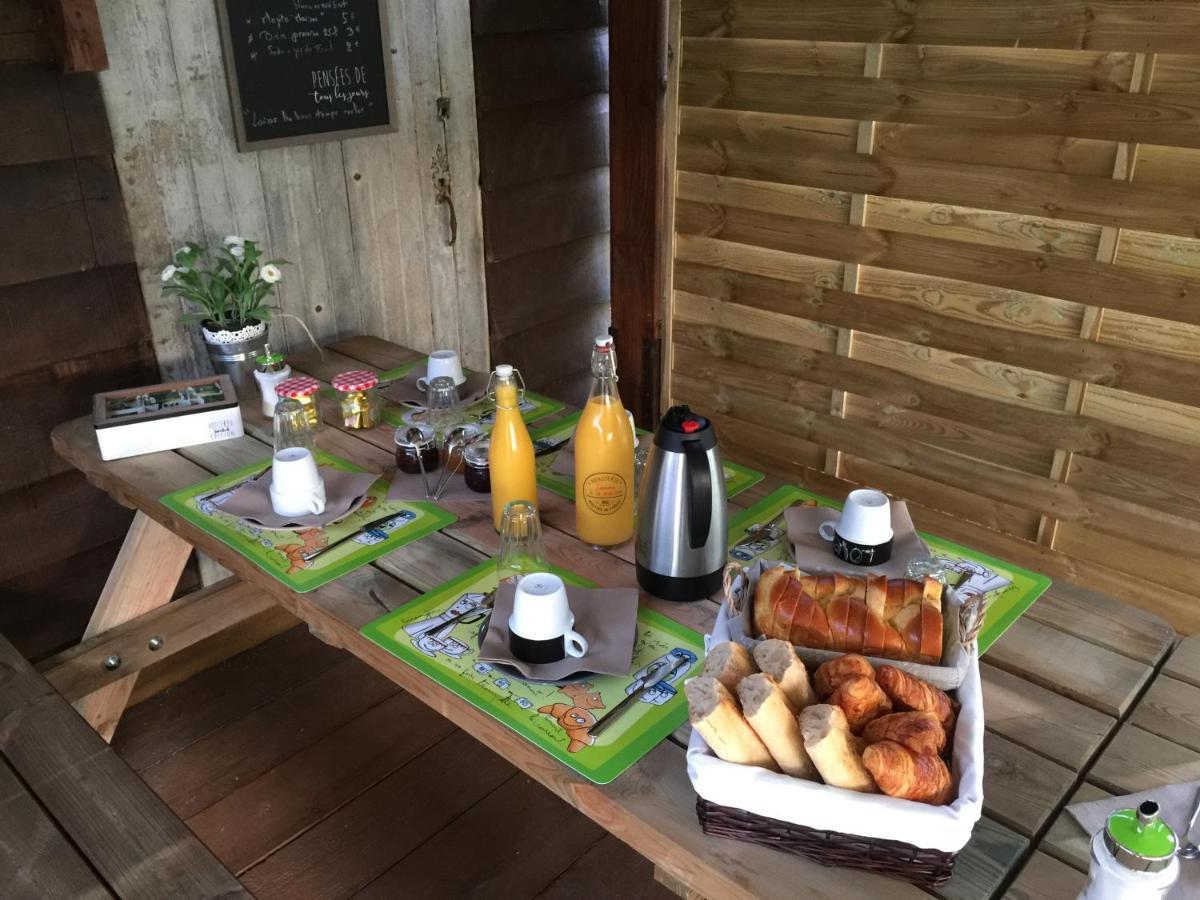 Roulottes Du Chalet Des Pins Rougeou 外观 照片